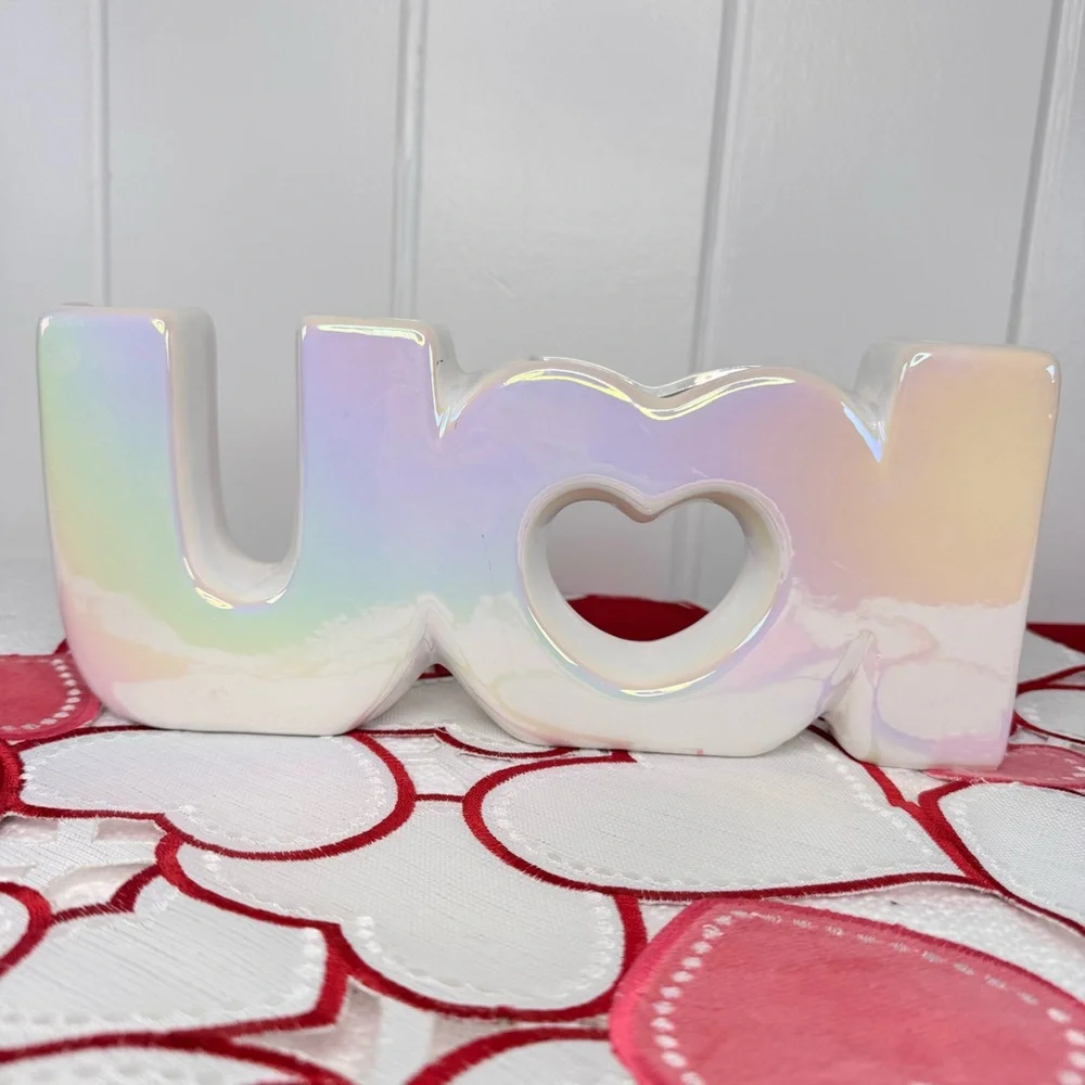 NEW Target Bullseye Playground Valentines Day Iridescent Vase